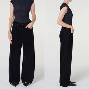 Agolde LOW CURVE JEAN VELVET in Navy Blue Crush